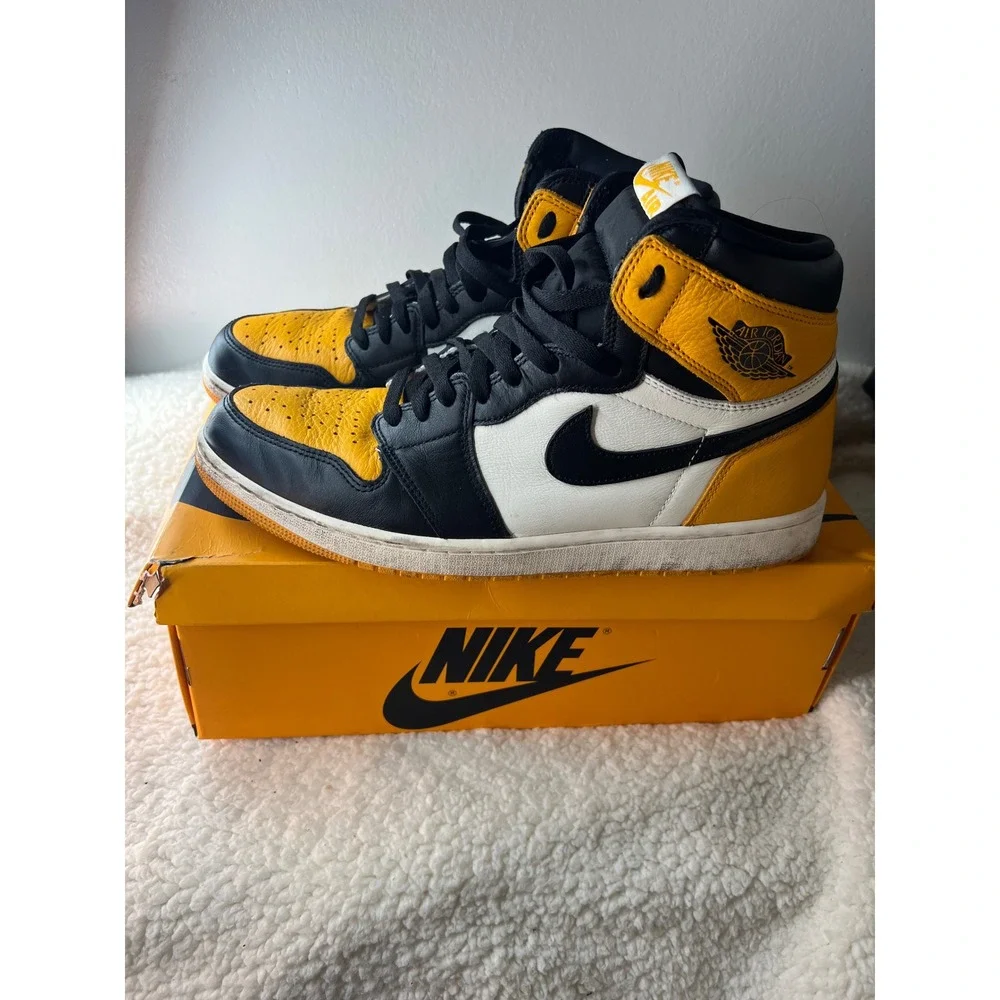 Nike Air Jordan 1 Retro High OG Taxi Yellow Ochre Black 555088-711 Mens Size 13